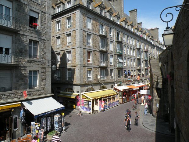  la vue Jacques Cartier et ses commerces